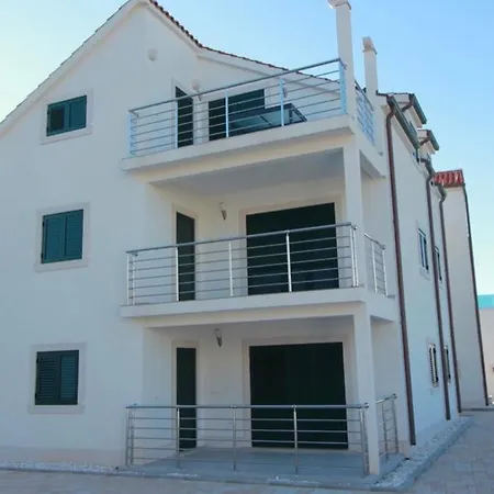 Apartment Luce Del Sole *